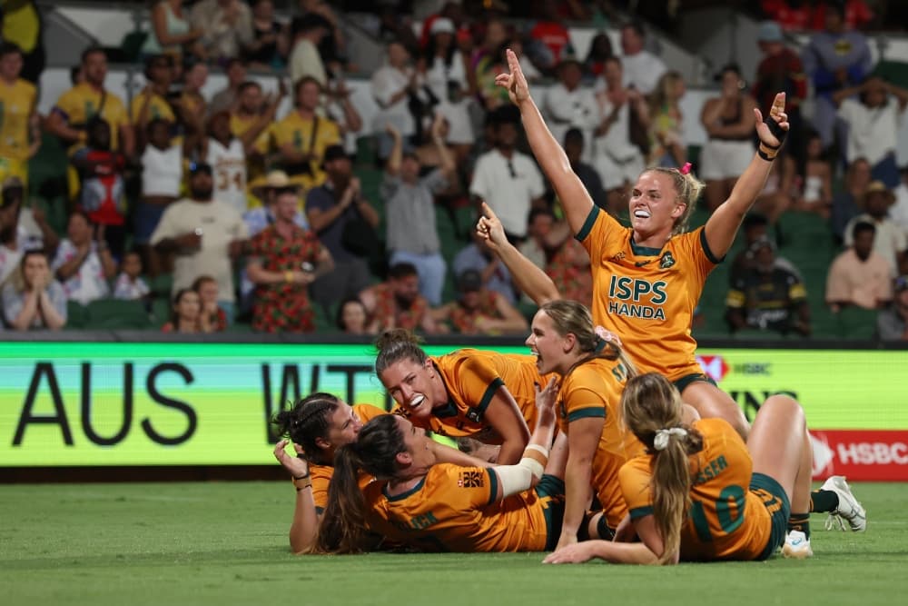 Australia celebrates a famous Perth victory over New Zealand. Photo: Getty Images